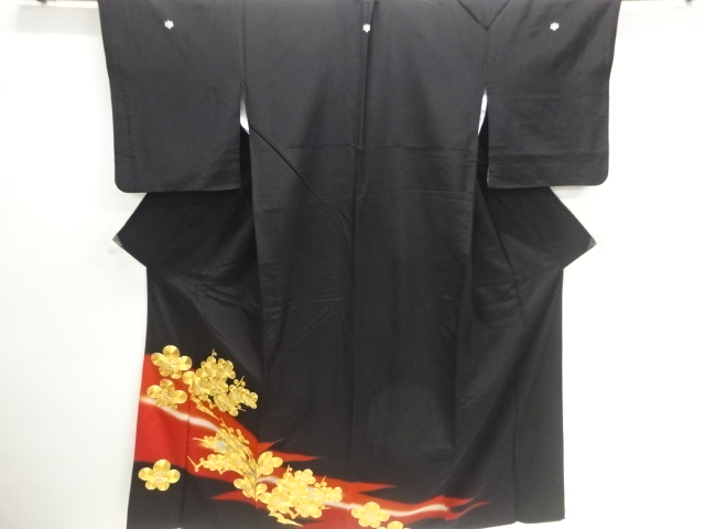 枝梅模様刺繍留袖（比翼付き）